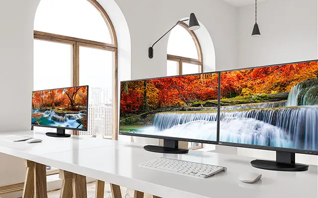 Multiple Sharp desktop displays in an office environment