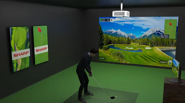 Golf Simulation with Sharp displays and projectors
